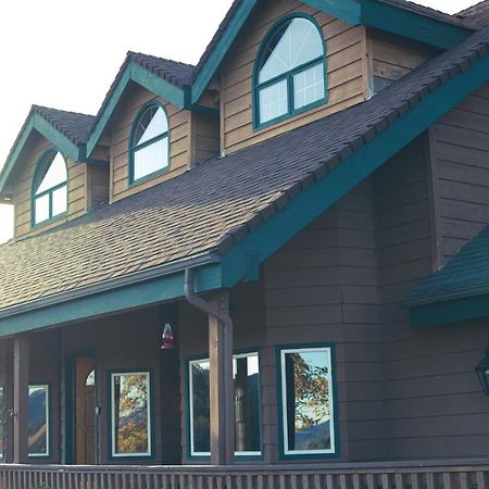 Tucker Peak Lodge جوليان المظهر الخارجي الصورة